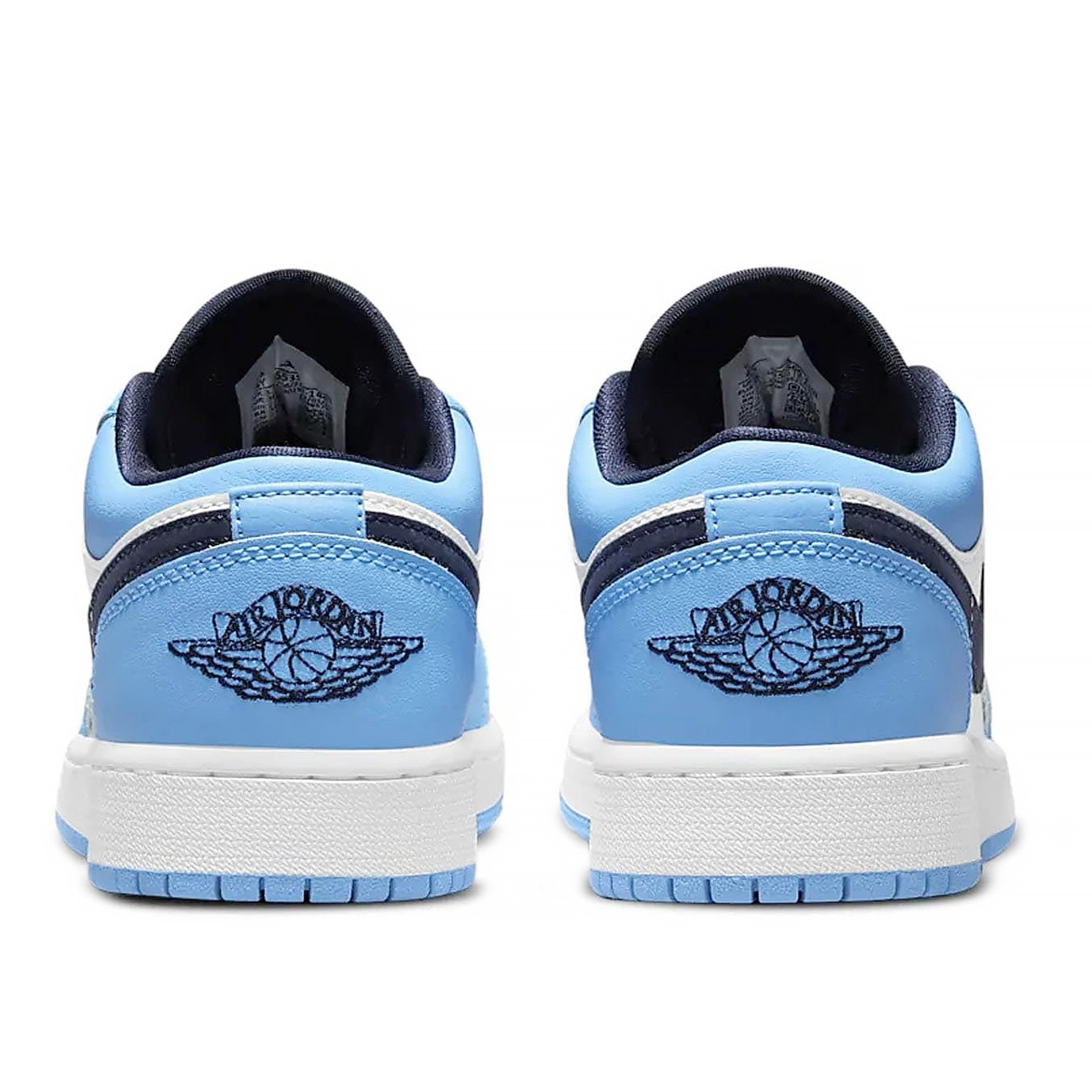 Air Jordan 1 Low UNC University Blue (GS) - Buy now!