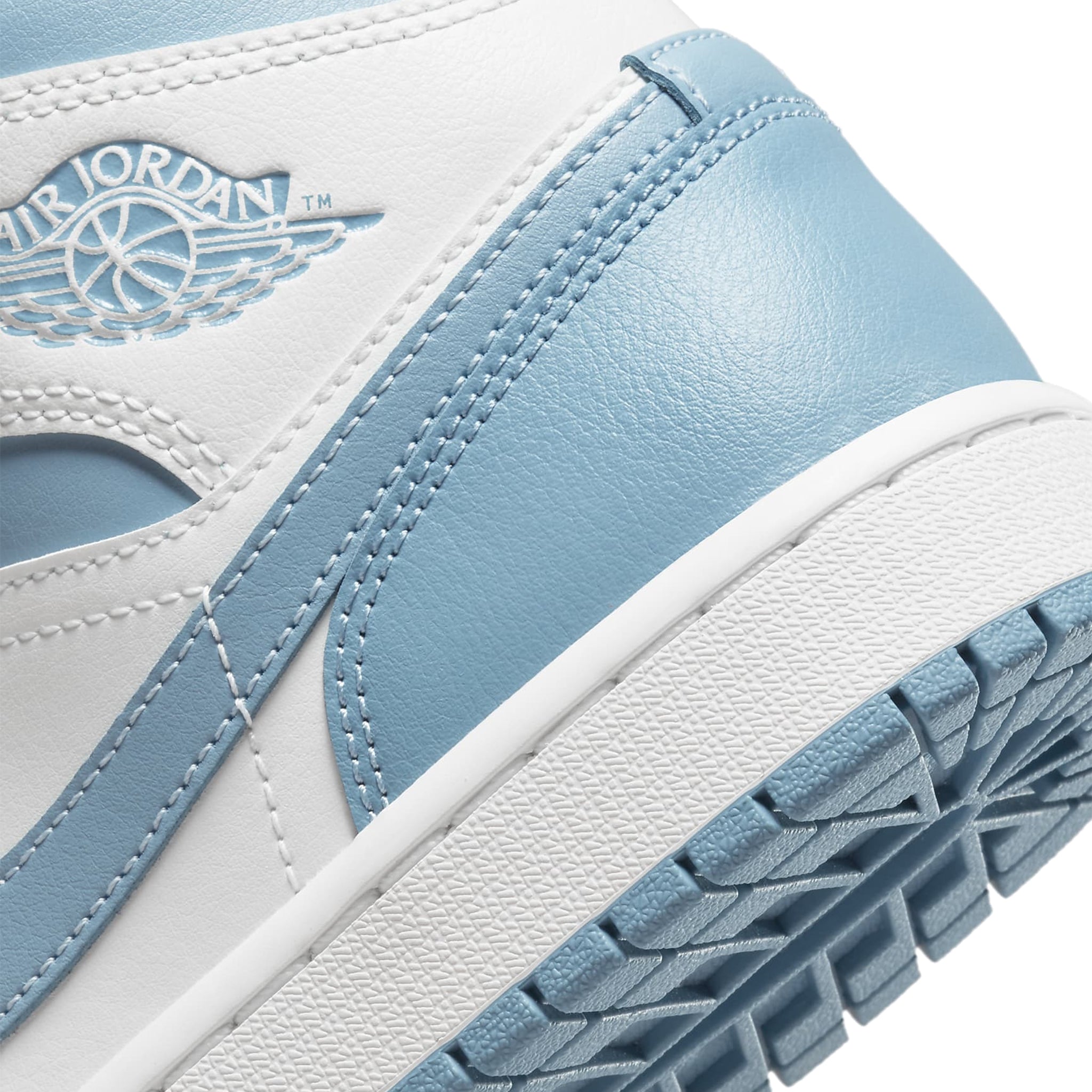 Air Jordan 1 Mid UNC 2022 Women's Shoes - Get Them Now!