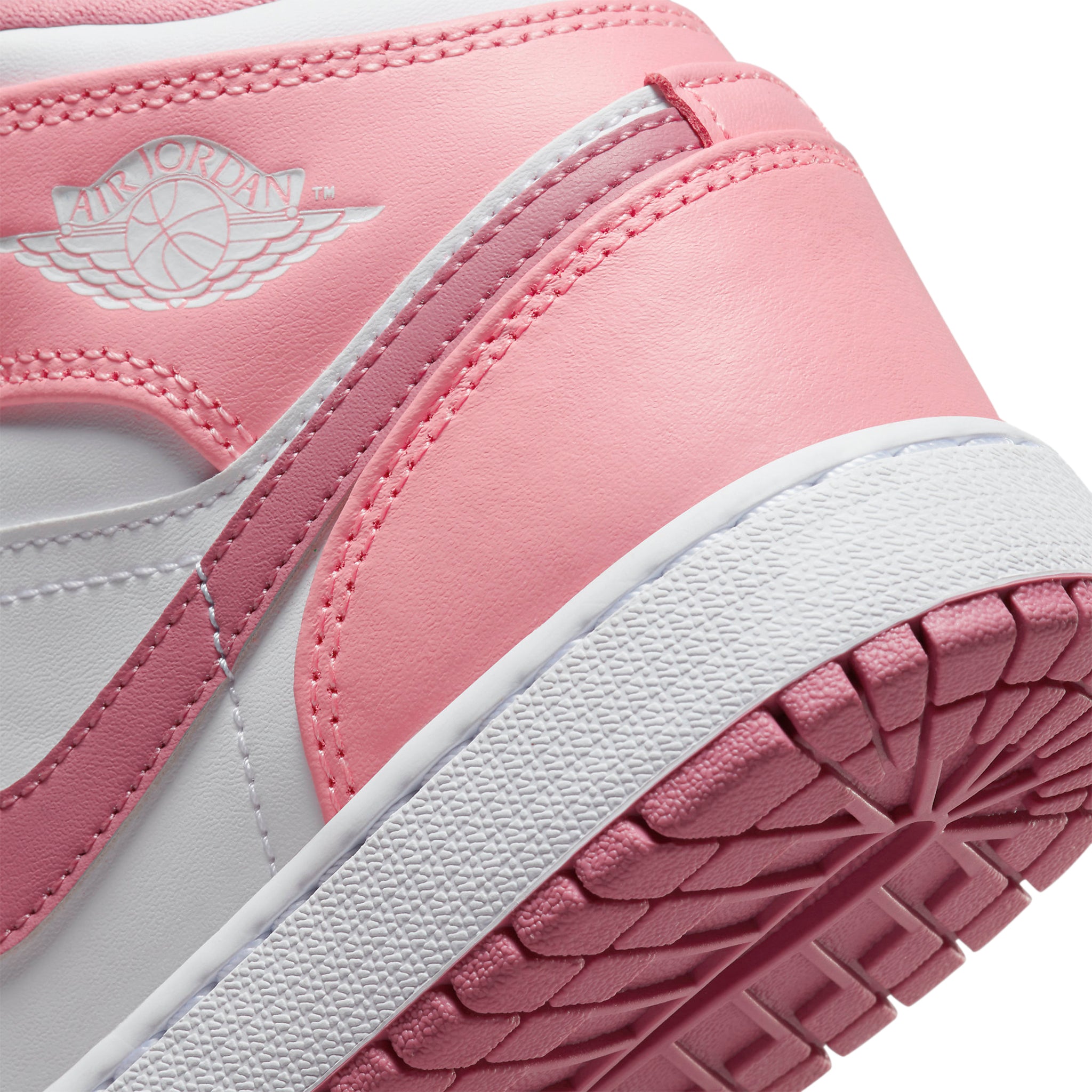 Air Jordan 1 Mid Valentine's Day 2023 GS