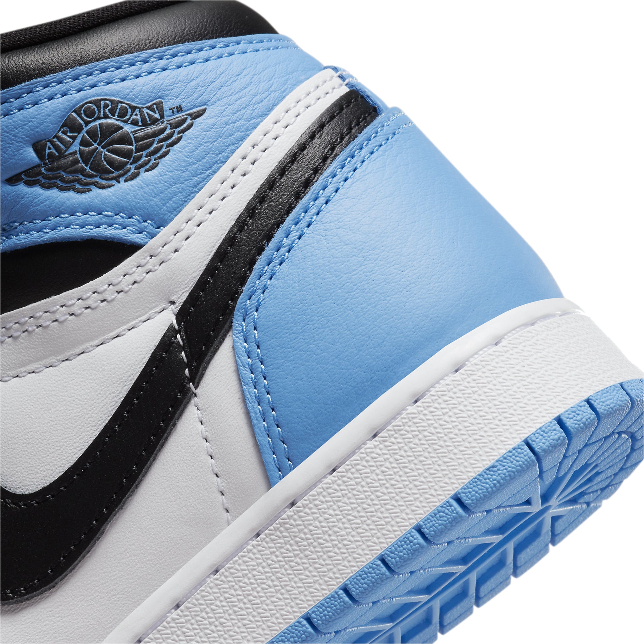 Air Jordan 1 Retro High OG UNC Toe (Grade School)