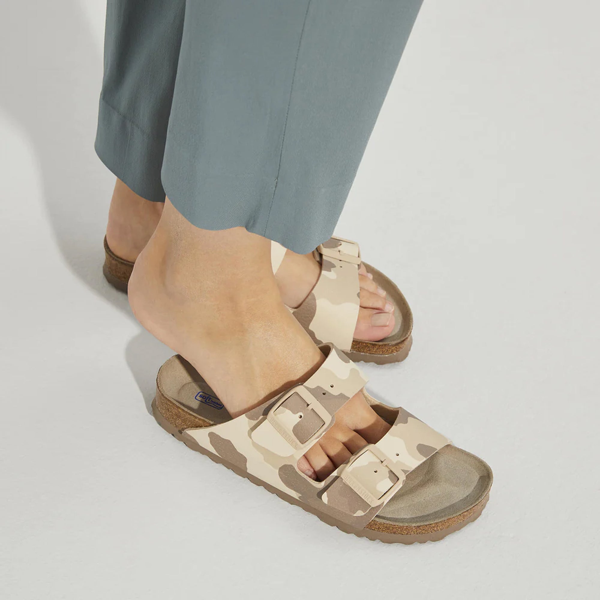 Arizona Sandal - Multi/Desert Soil Grey Soft Footbed Birko-Flor