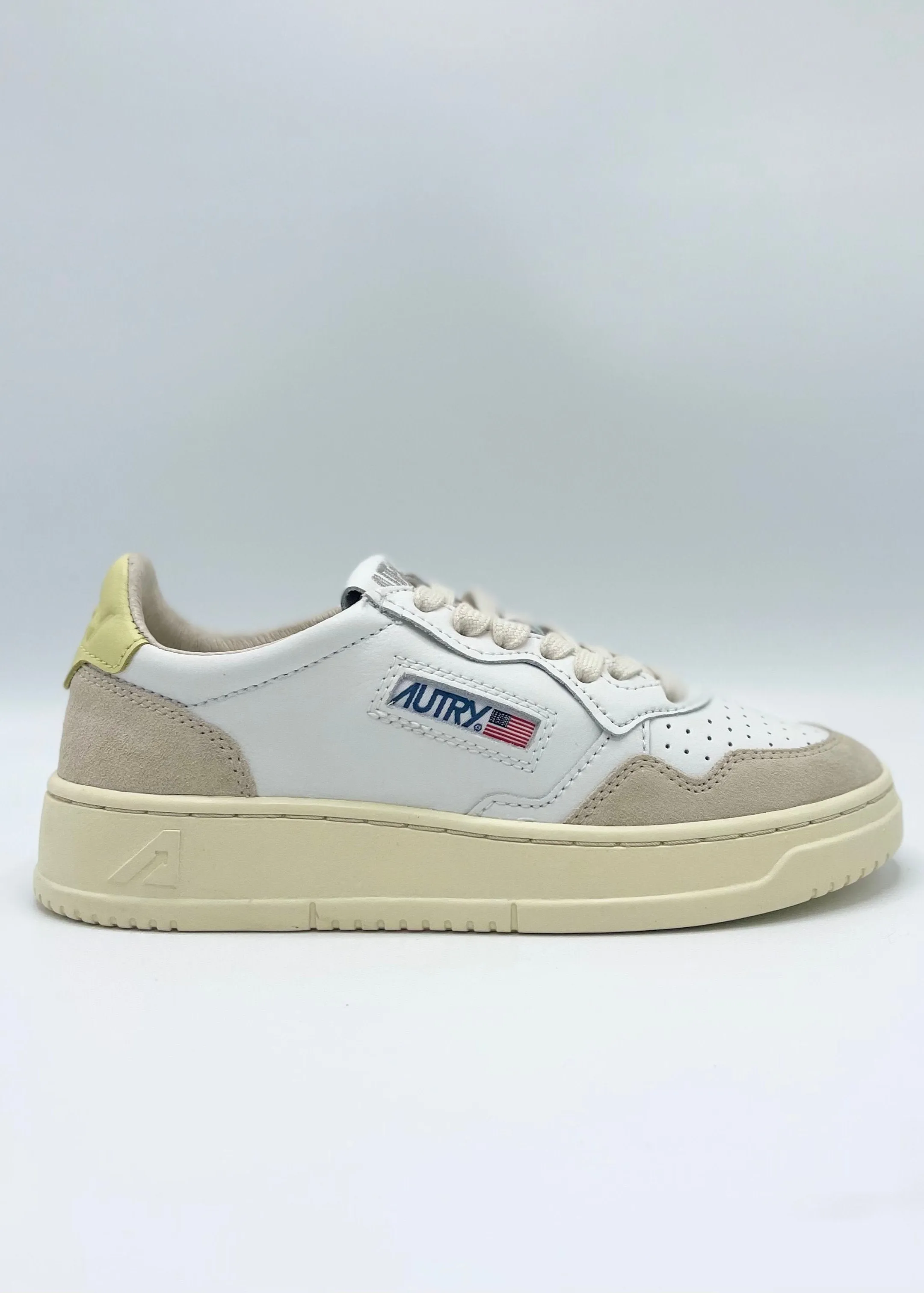 Autry Medalist Lemon Suede Sneaker