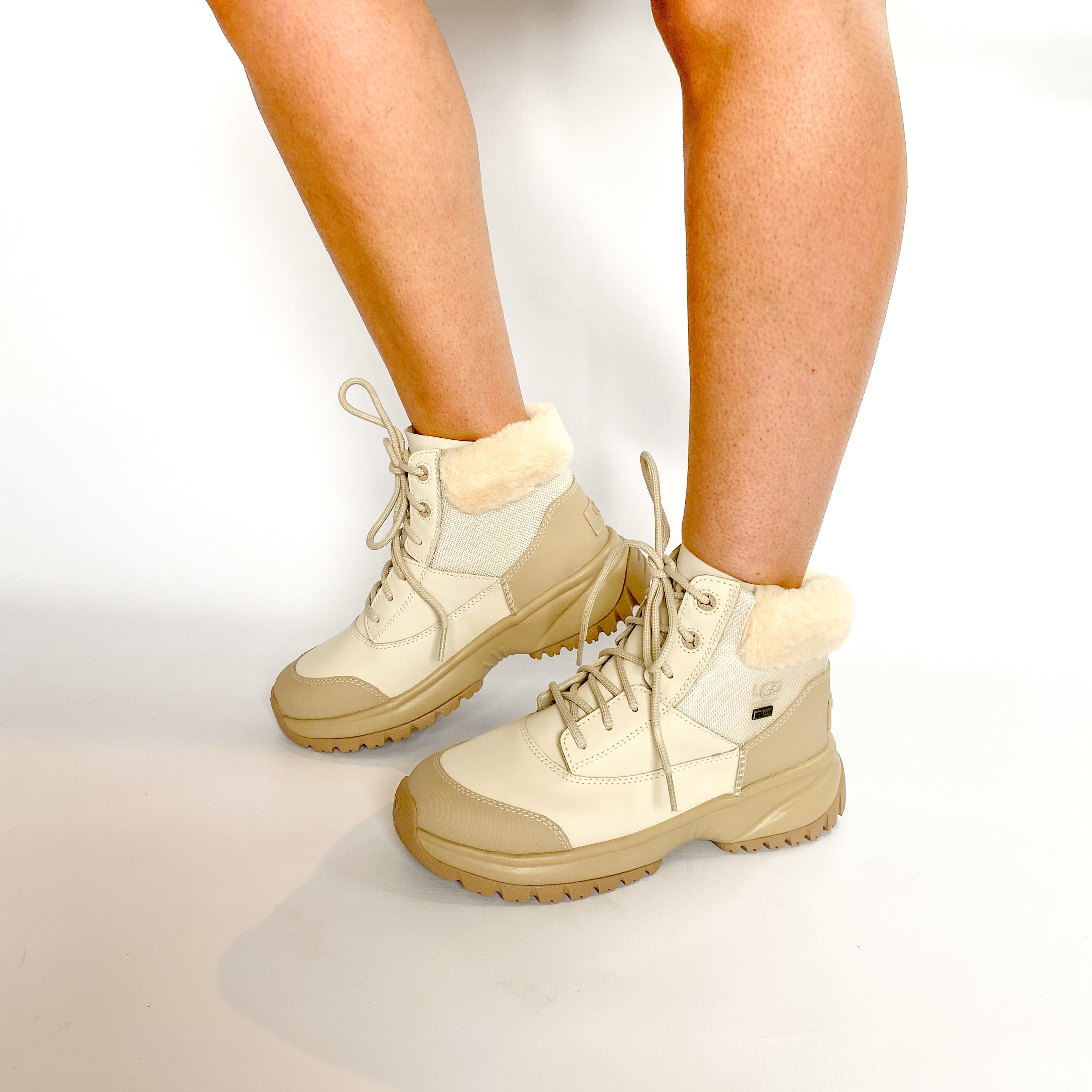 Beige fluff V2 UGG Yose boot