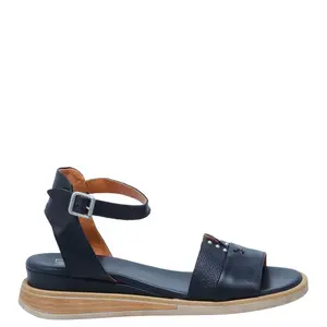 Collin Sandal