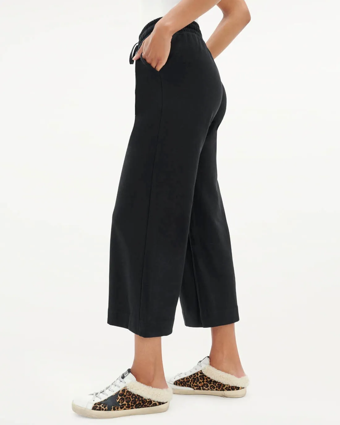 Comfortable Fleece Crop Pant