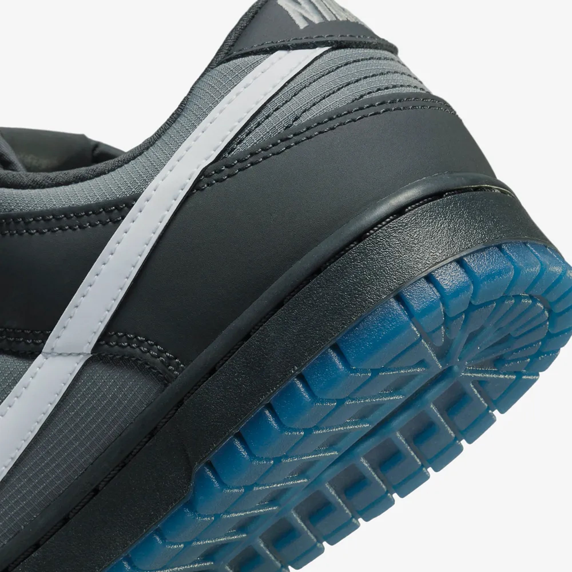 Dunk Low Anthracite Pure Platinum Cool Grey - Buy Now