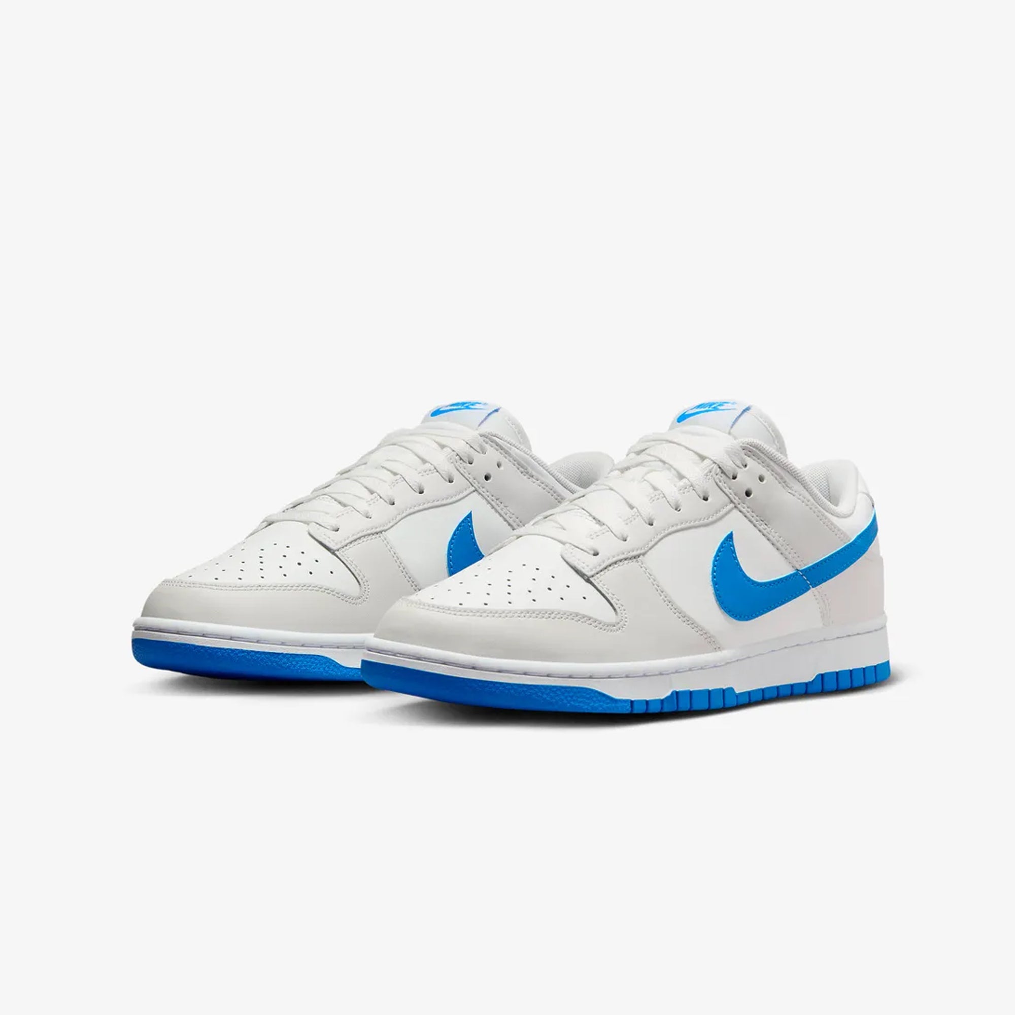 Dunk Low Retro Shoes - Summit White/Photo Blue/Platinum Tint