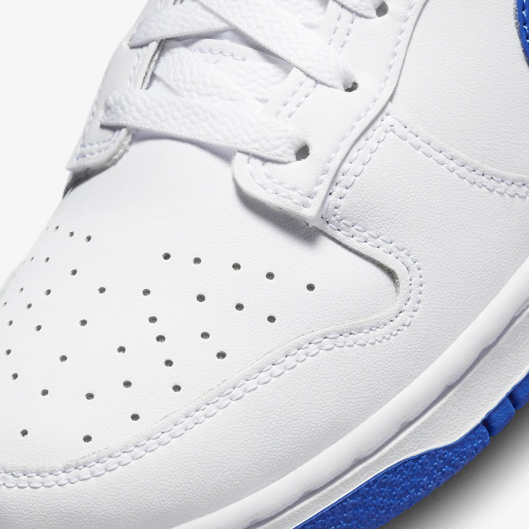 Dunk Low Retro White Hyper Royal - Buy now