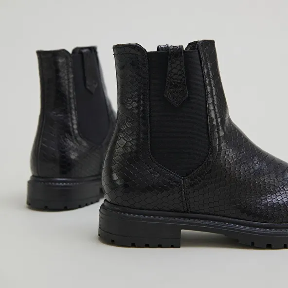 Black Reptile Flat Boots