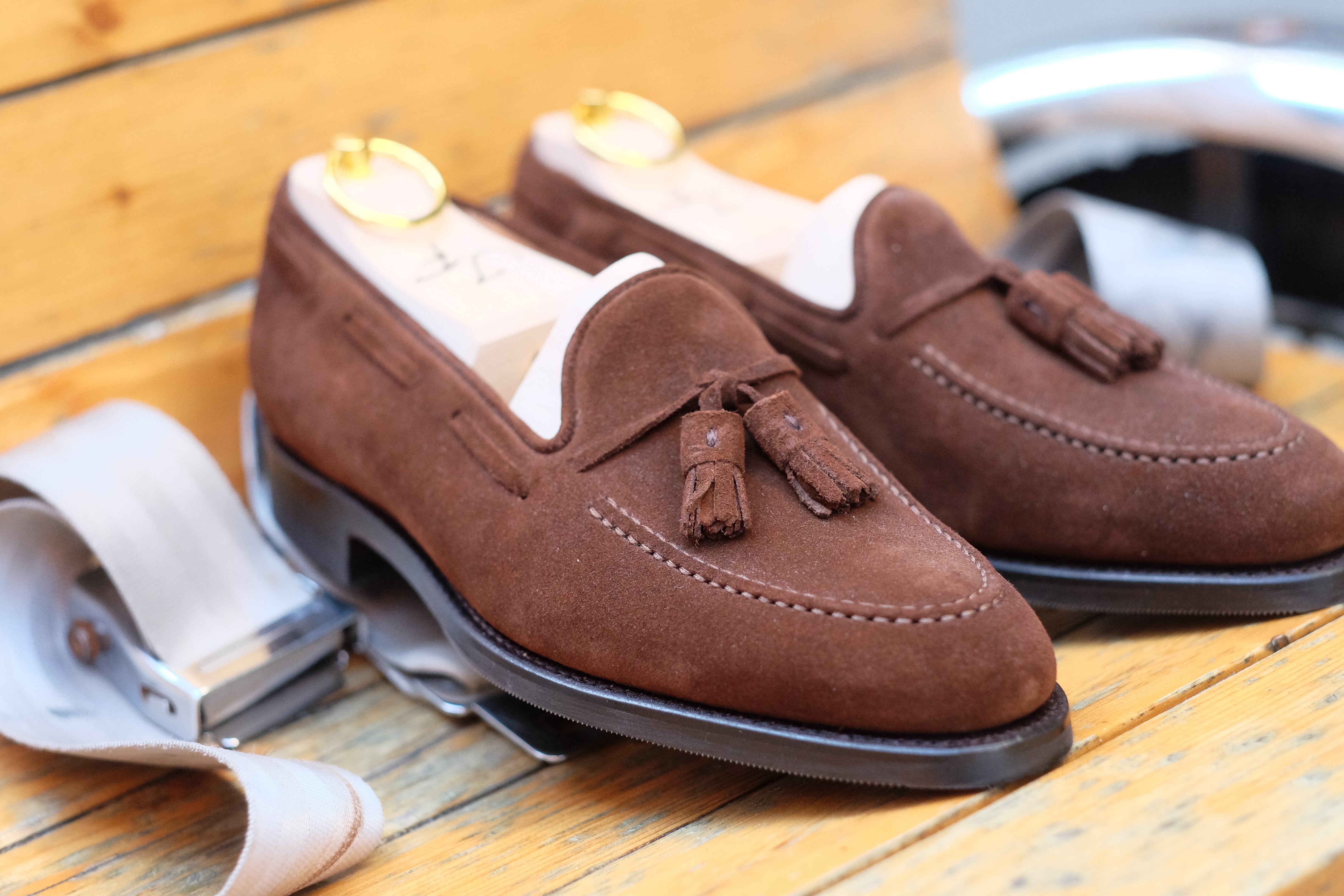 Haller Tobacco Suede - Buy now