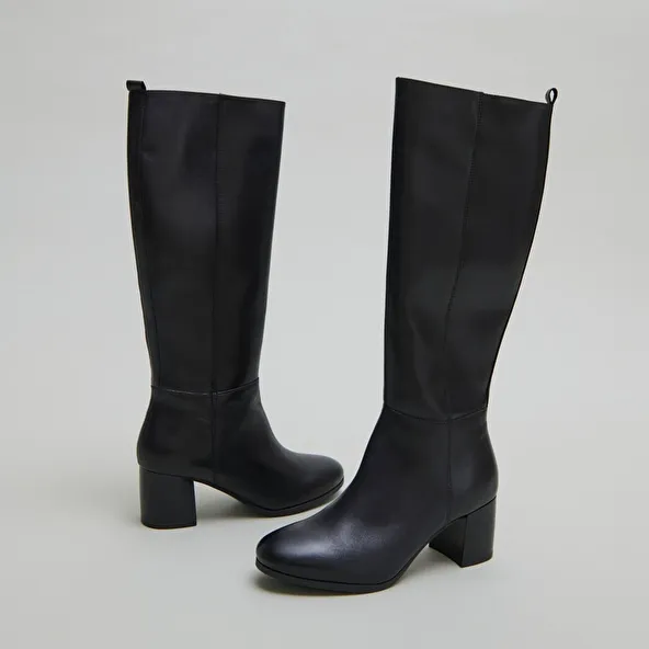 Black Leather Heeled Boots