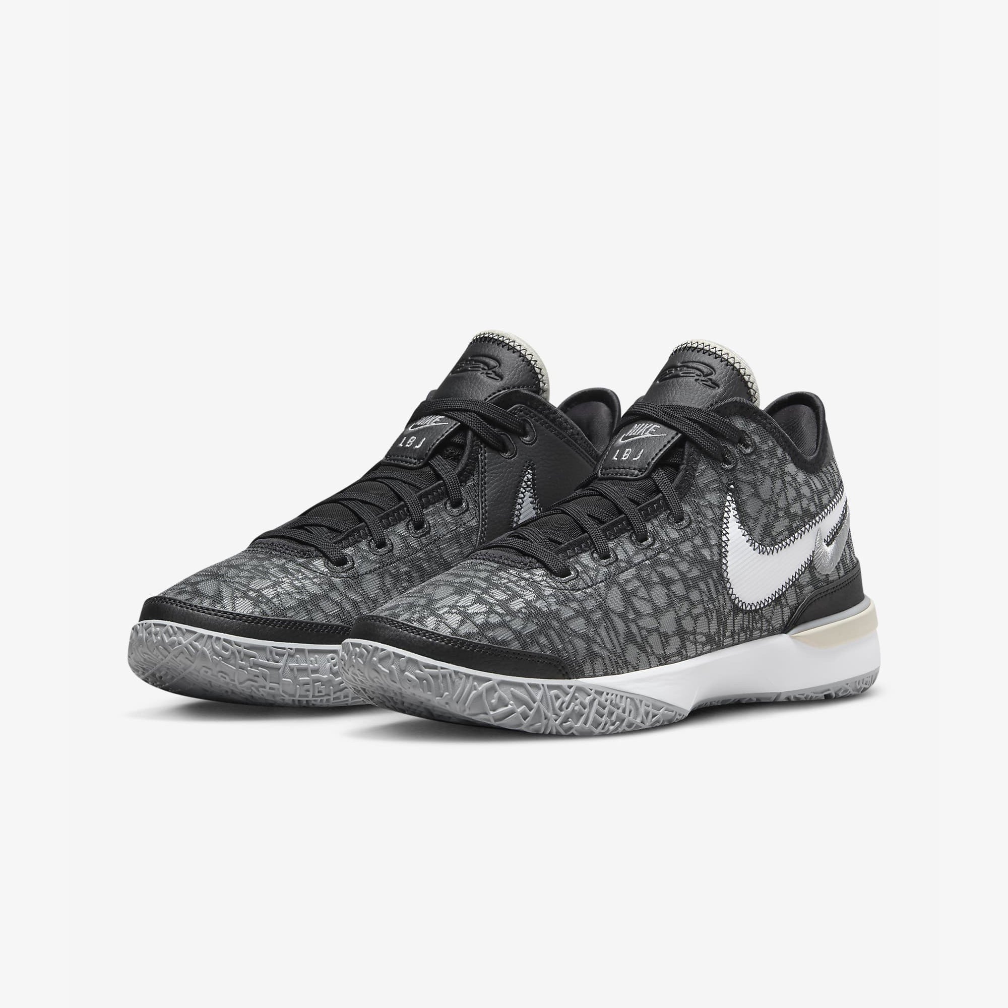 LeBron NXXT Gen EP - Black/Wolf Grey/White-Light Bone