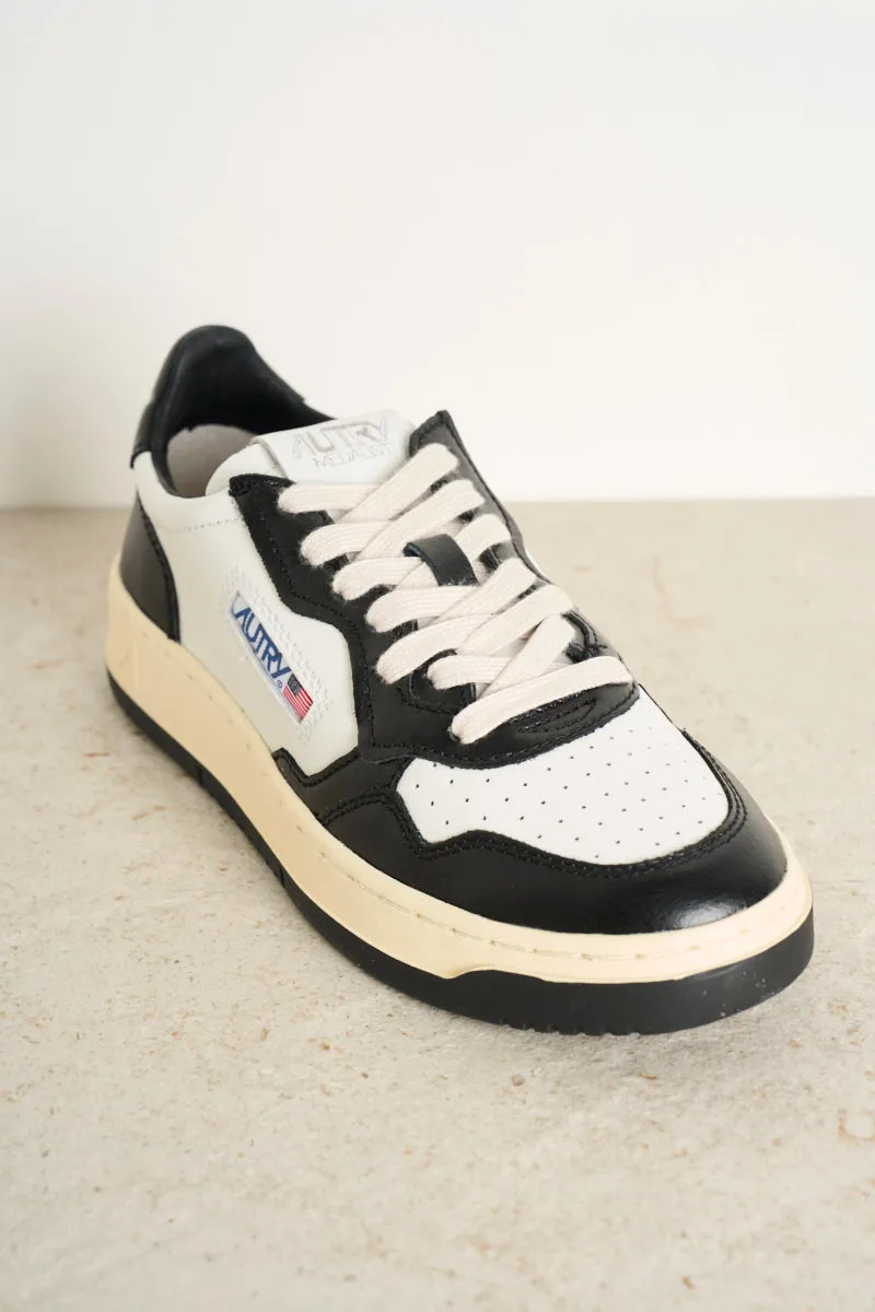 Medalist low bicolor leather white and black sneakers men