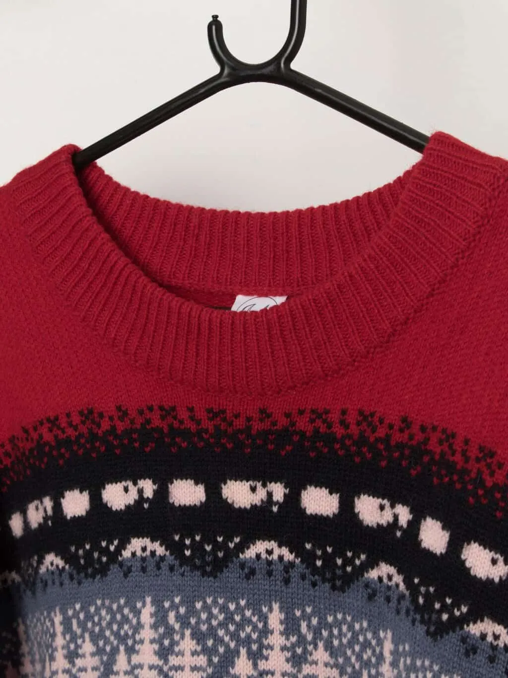 Mens Vintage Red Wool Jumper Reindeer Snow Scene XL