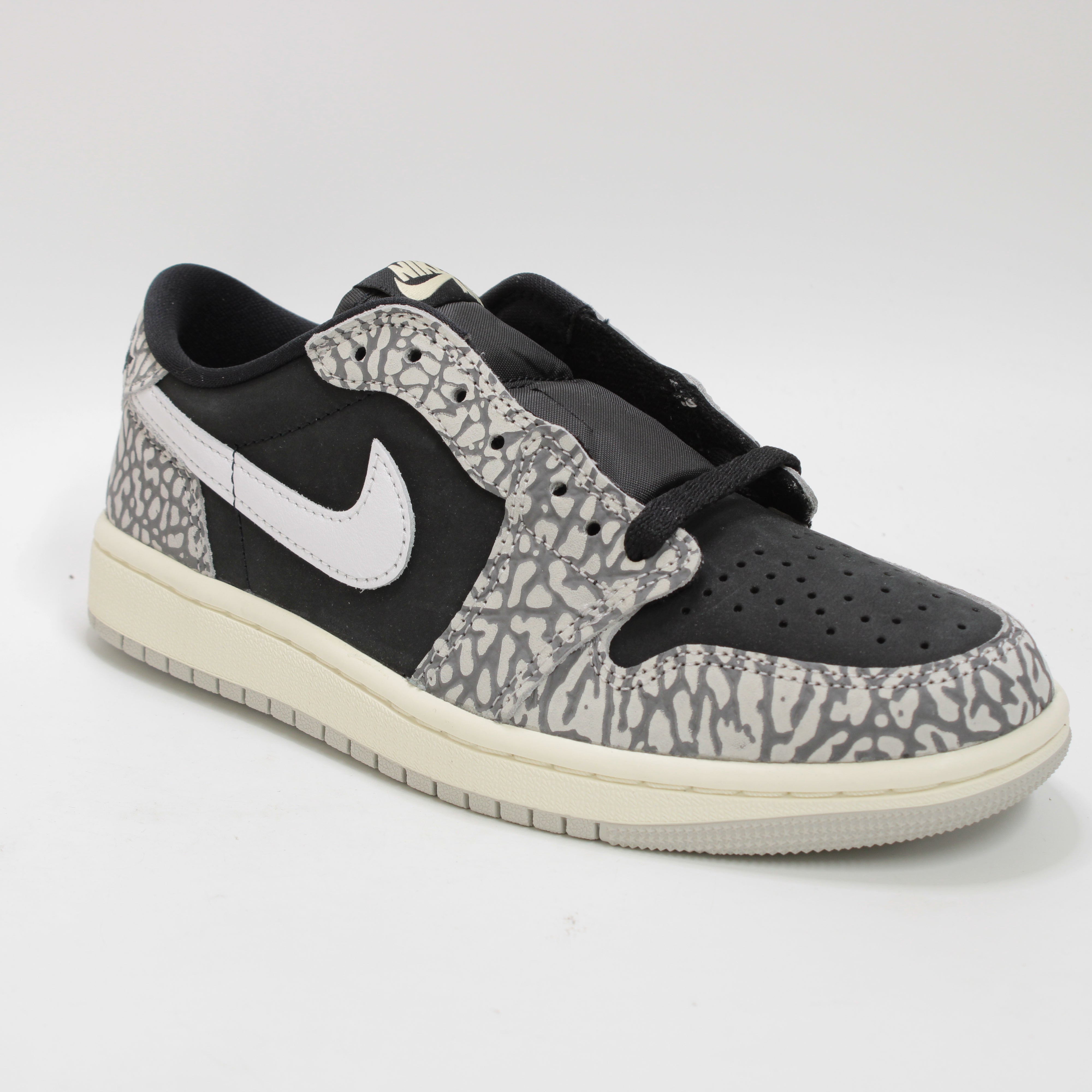 Nike Air Jordan 1 Low Trainers Black Muslin Tech Grey White