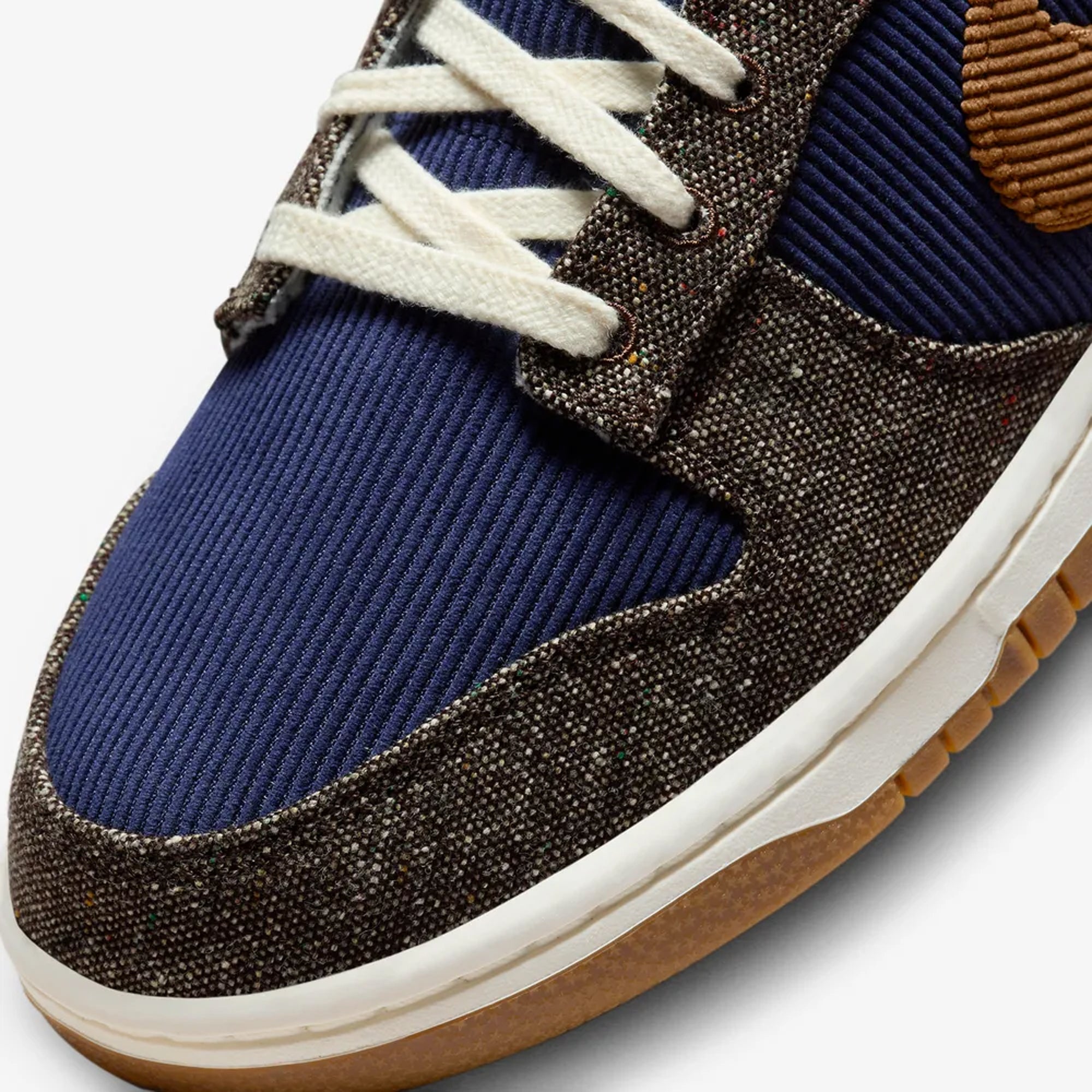 Nike DUNK LOW PREMIUM 'MIDNIGHT NAVY/ALE BROWN-PALE IVORY'