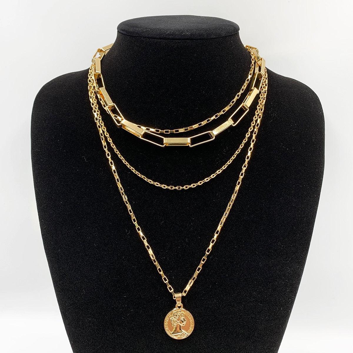 Royal Pendant Necklace