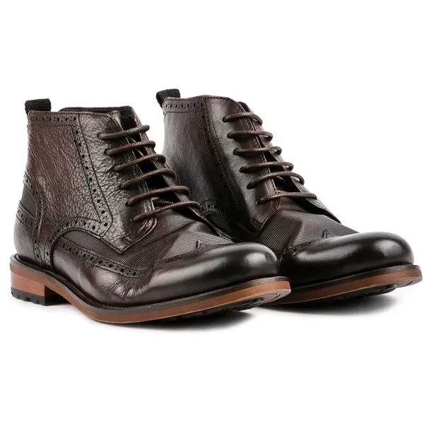 Brogue Boots with Handcrafted Sole