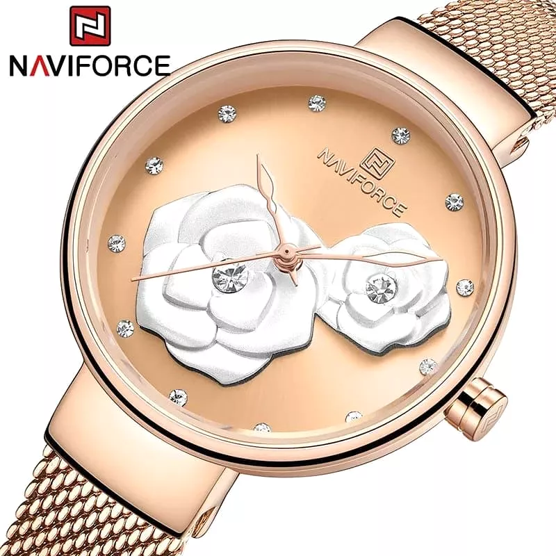 Stylish Metallic Bracelet Watch for Women