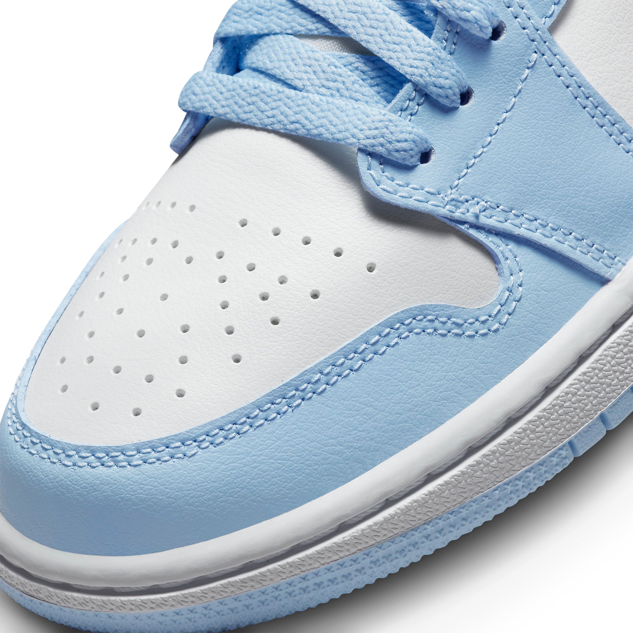 The rewritten phrase is Aluminum Air Jordan 1 Low for Women.