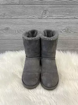 UGG Ankle Boots - Size 9