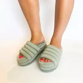 ugg grey maxi slide footwear