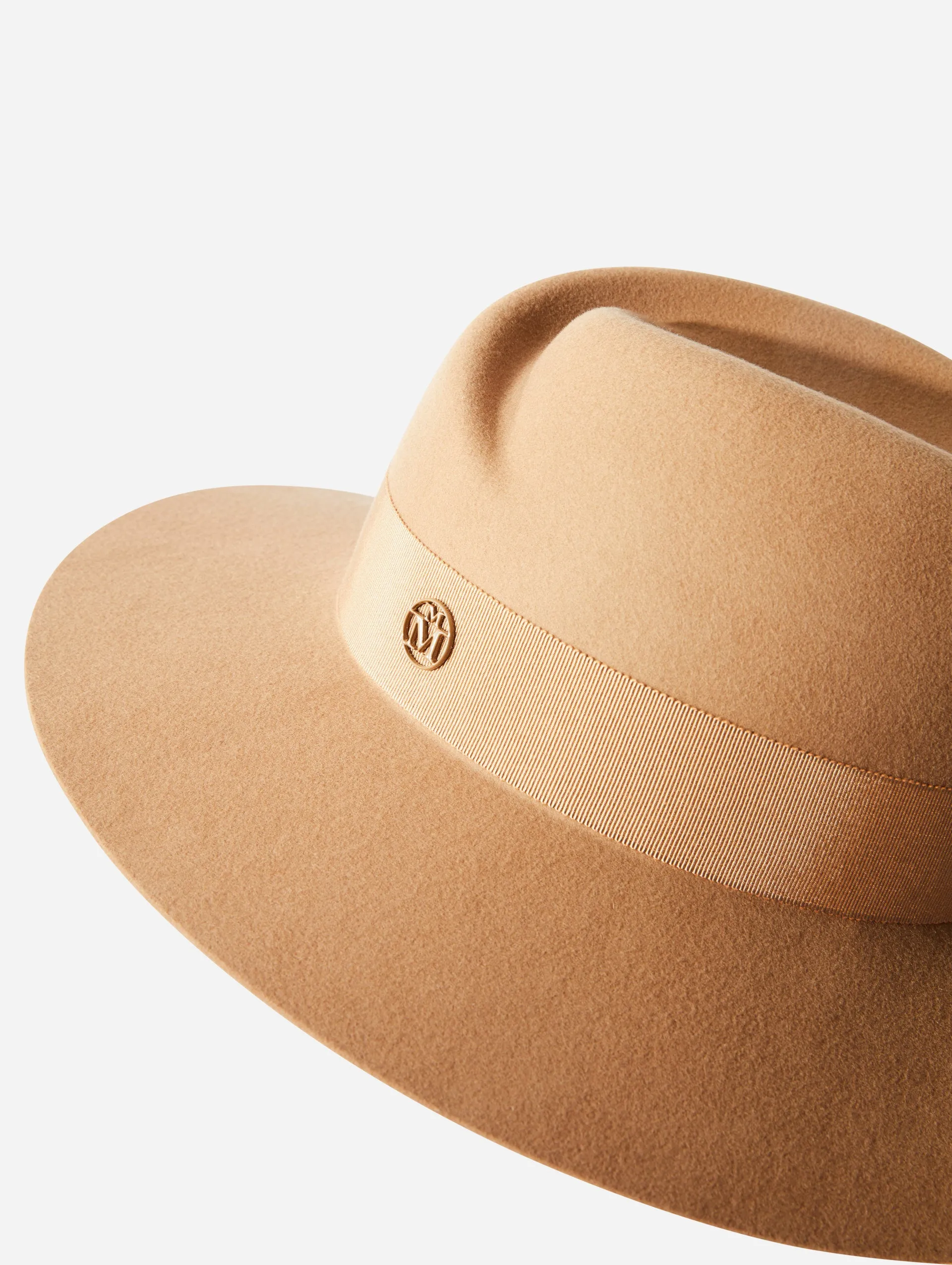 Virginie Waterproof Felt Hat: Durable & Classic - Shop Now