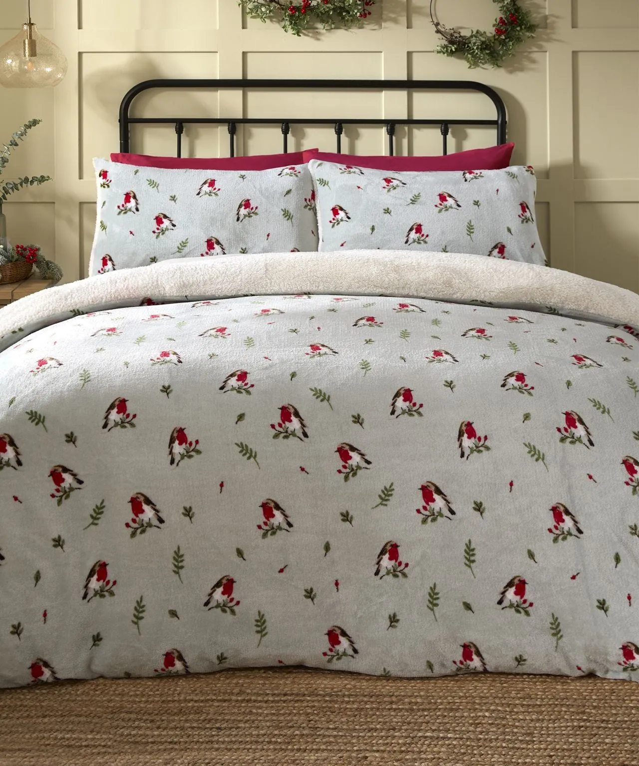 Winter Robin Bedding Collection