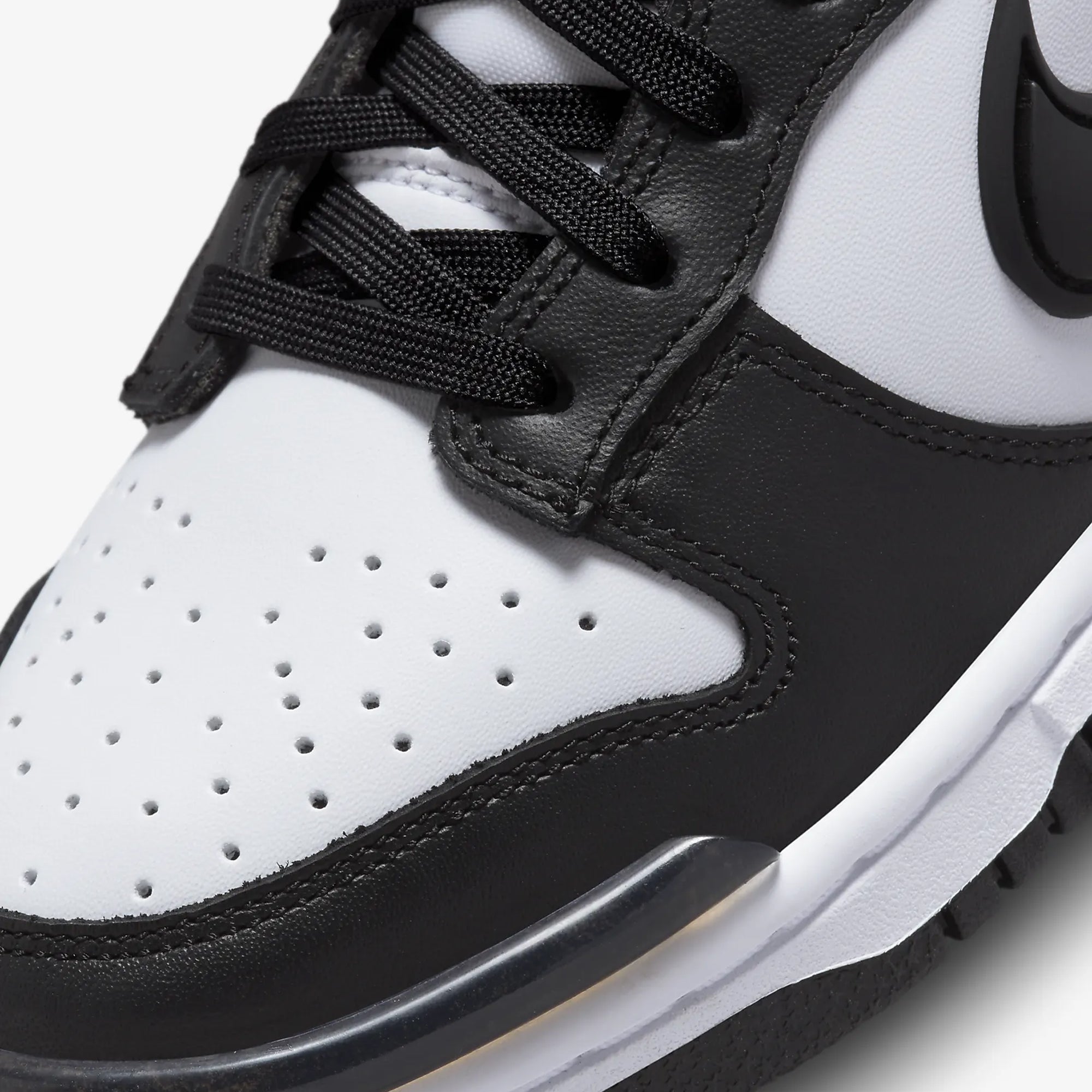 WMN'S Dunk Low Twist - Black/White-Black