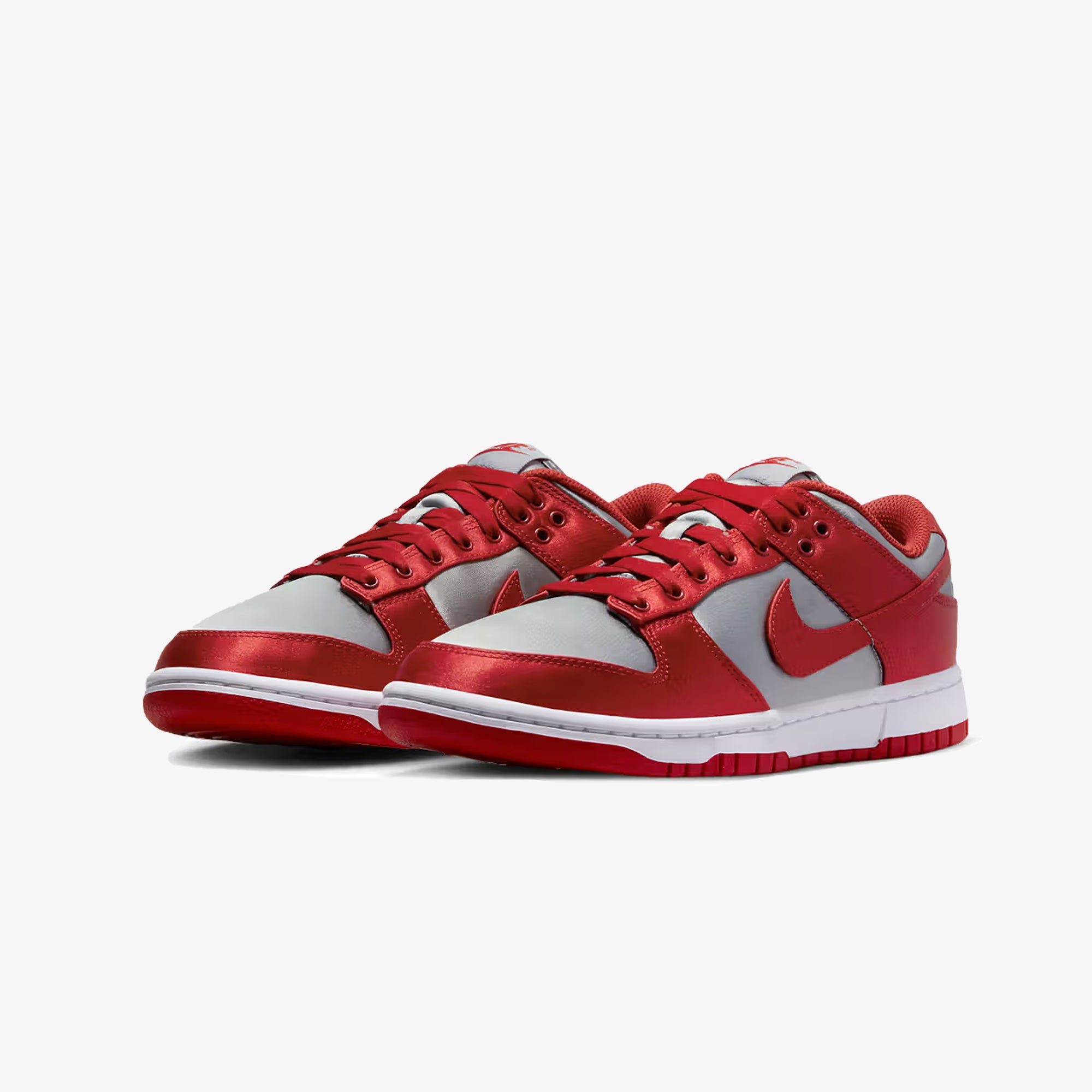 WMN'S VARSITY RED/GREY DUNK LOW - Buy Now!