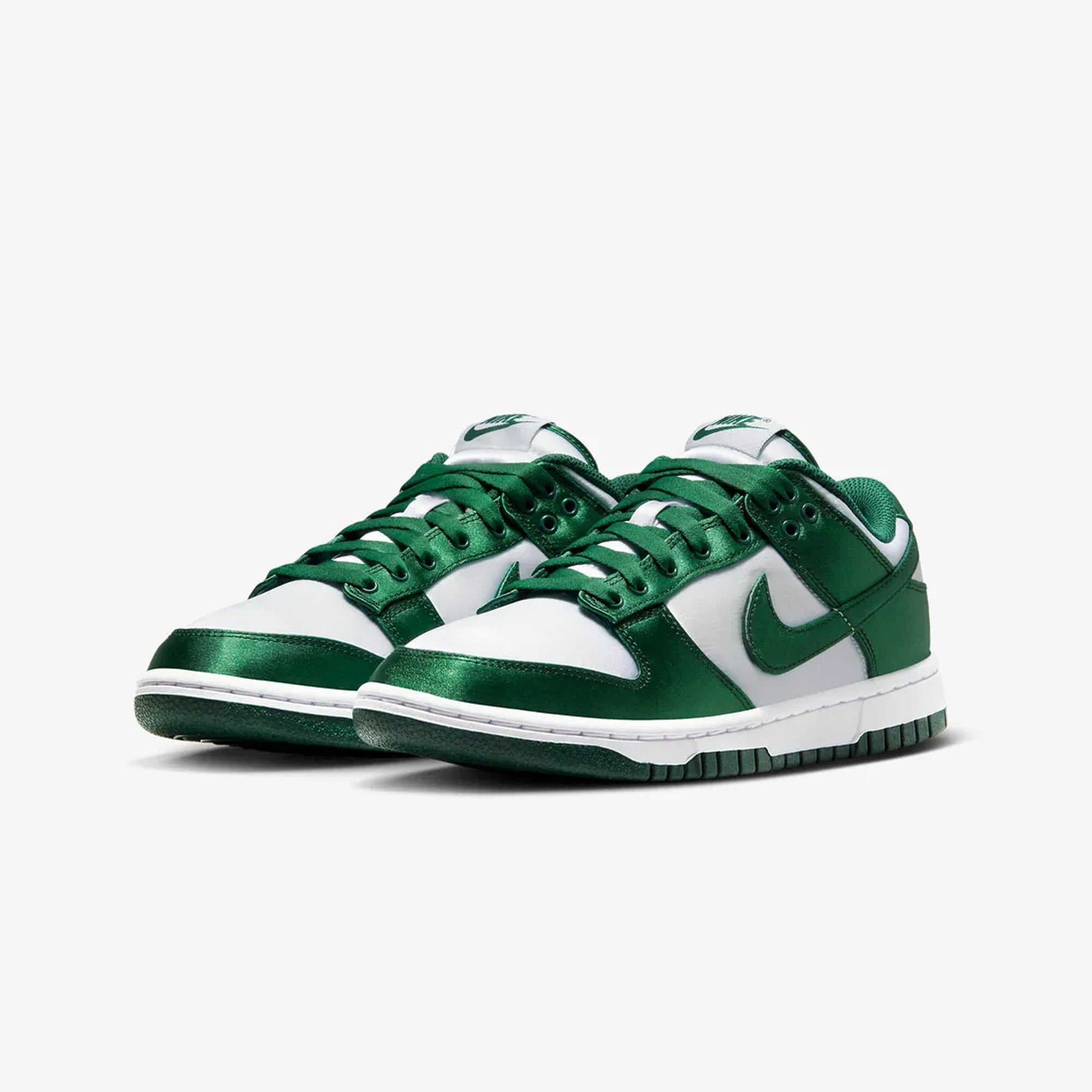 Women's Dunk Low White Team Green - Buy Now